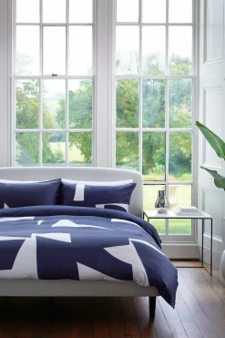 300 Thread Count Graphic Print Duvet Set*Jasper Conran Store
