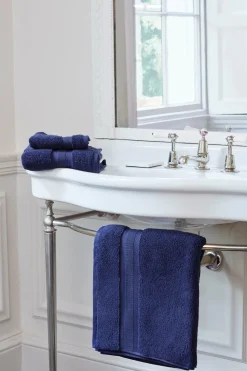 Zero Twist Cotton Lightweight Soft Fast Drying Towel*Jasper Conran Shop